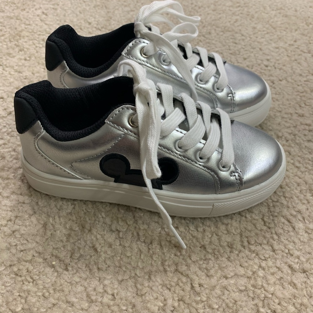 Kids Silver Sneakers